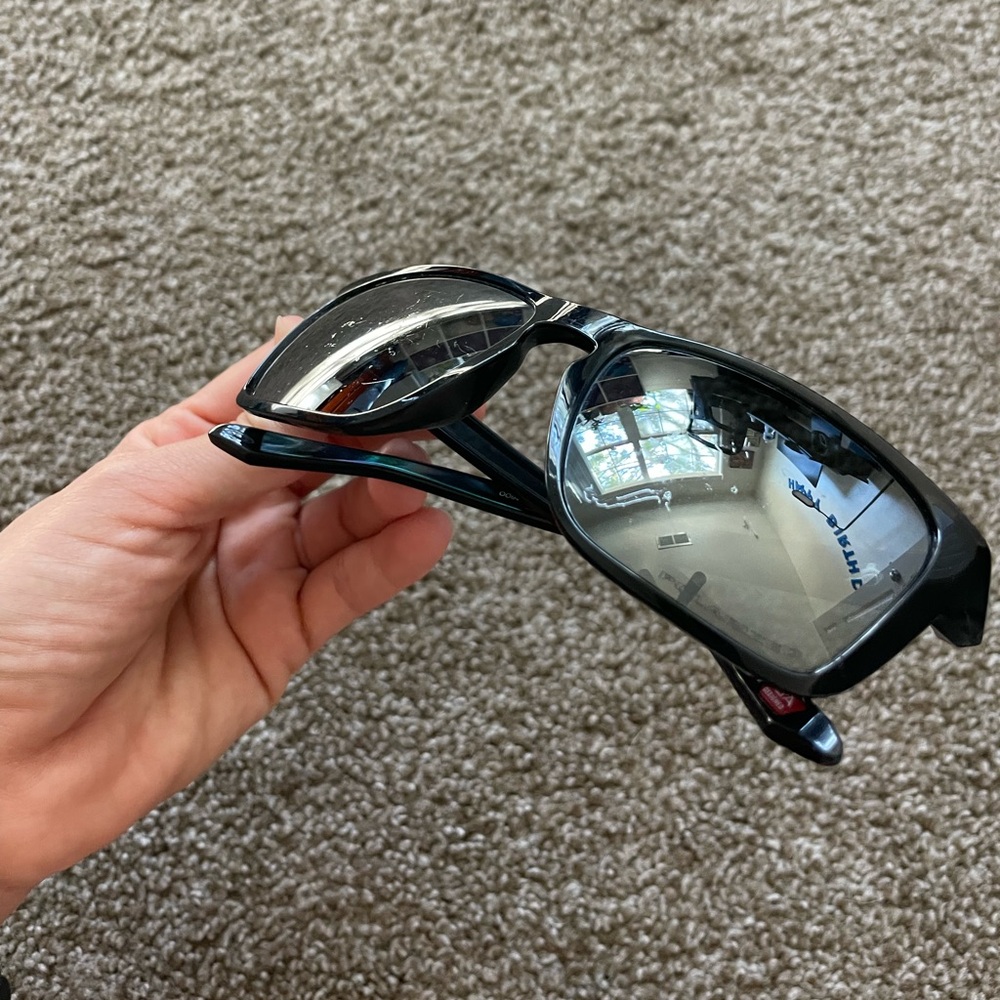 Oakley - Sylas Sunglasses